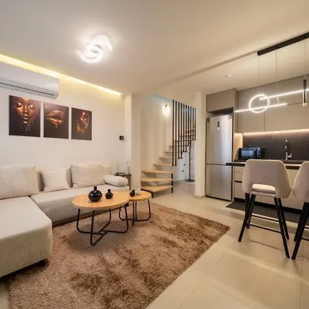 Serenity Apartment *